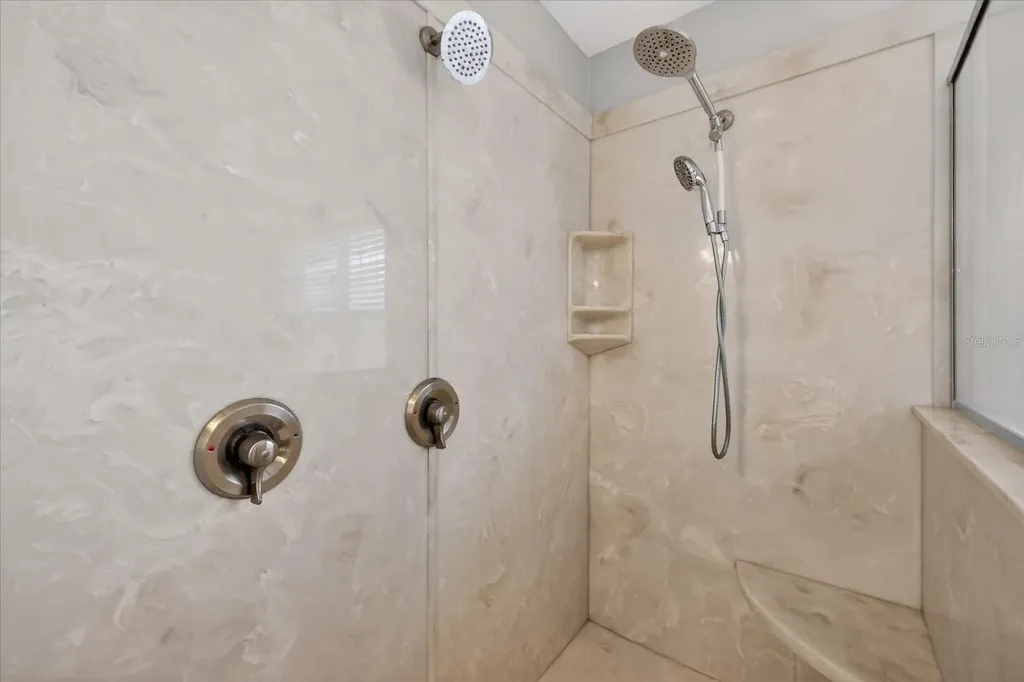 11115 Avery Oaks Drive Tampa FL 33625