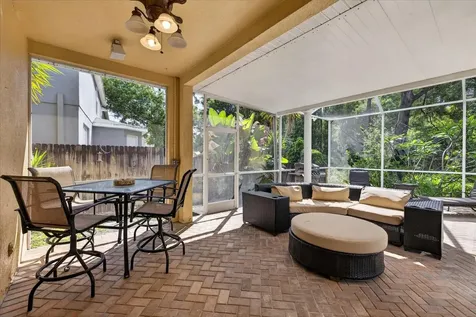 11115 Avery Oaks Drive Tampa FL 33625