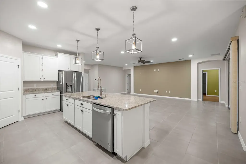 1927 NE 50th Court Ocala FL 34470