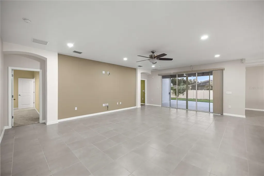 1927 NE 50th Court Ocala FL 34470
