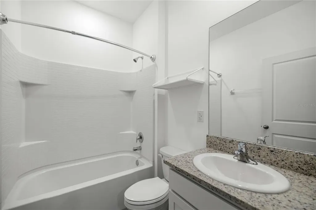 1927 NE 50th Court Ocala FL 34470