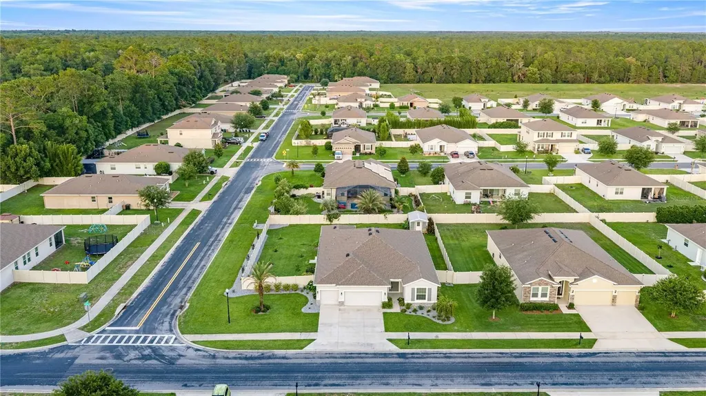 1927 NE 50th Court Ocala FL 34470