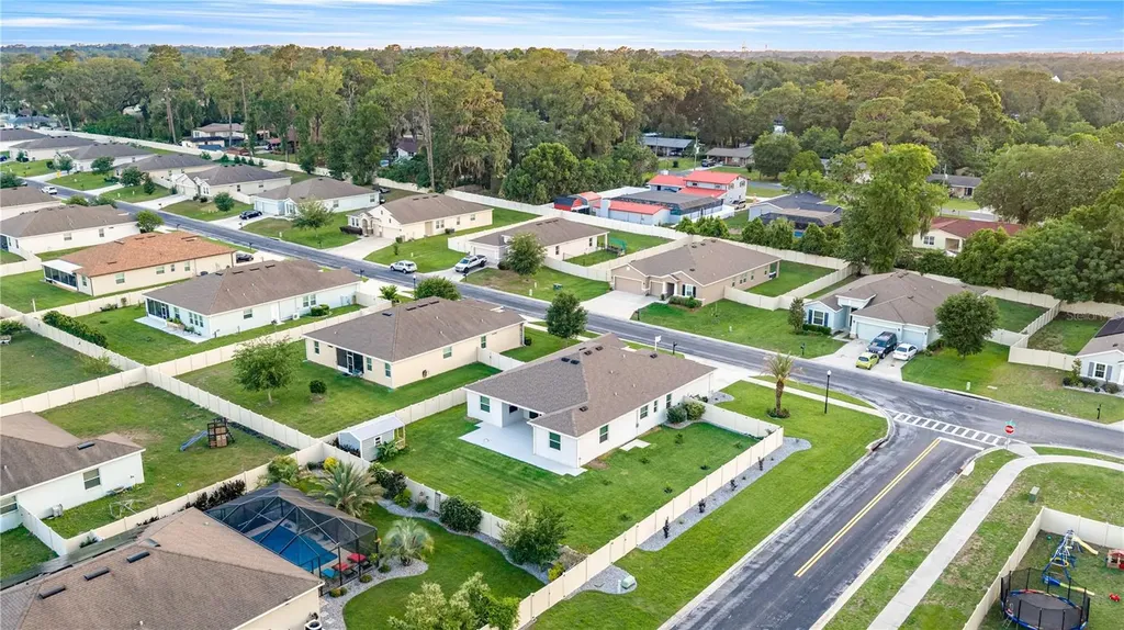 1927 NE 50th Court Ocala FL 34470