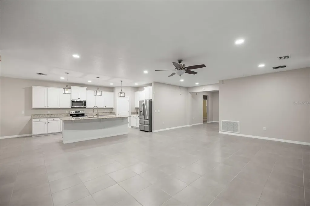 1927 NE 50th Court Ocala FL 34470