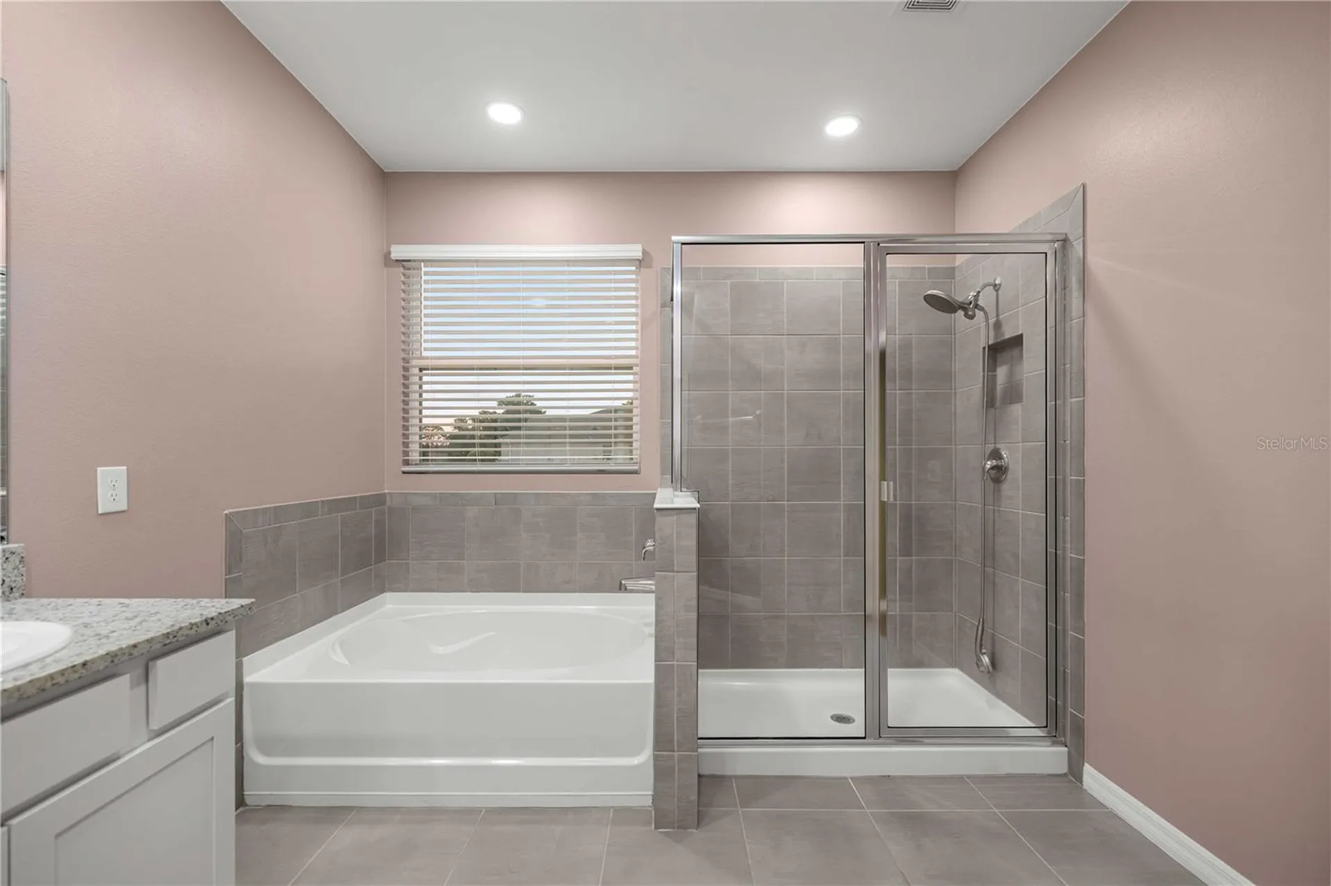 1927 NE 50th Court Ocala FL 34470