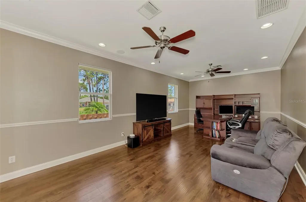 935 Graham Road Venice FL 34293