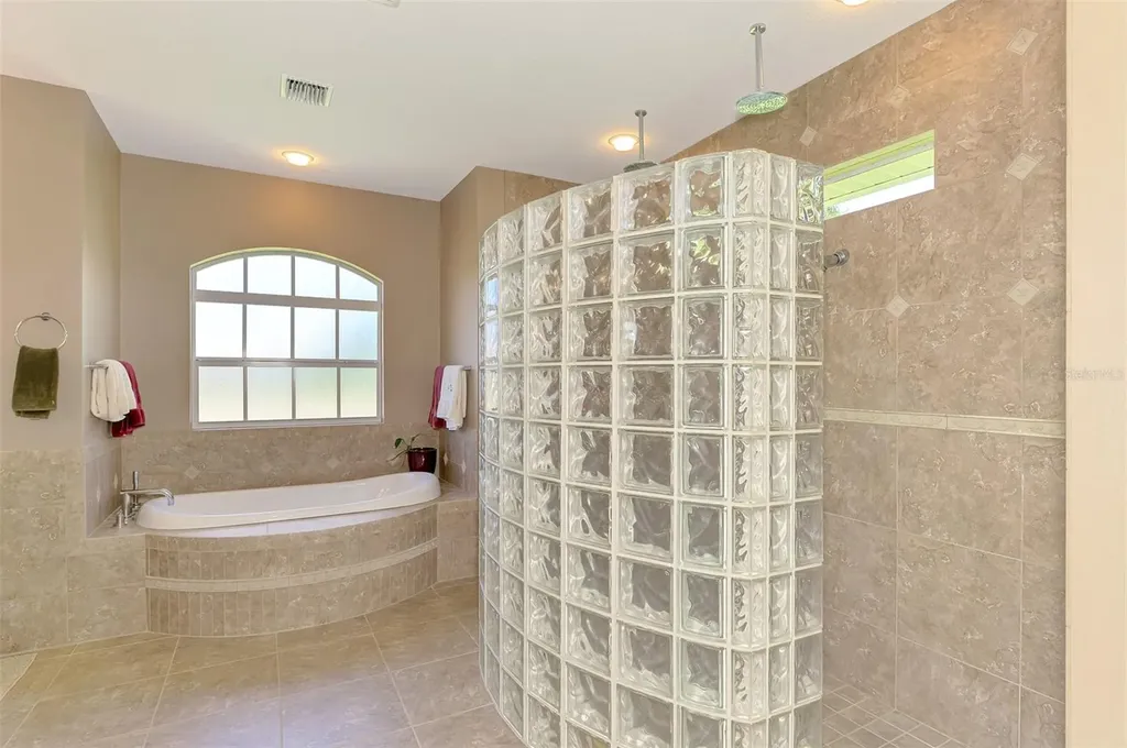 935 Graham Road Venice FL 34293