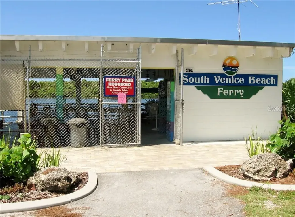 935 Graham Road Venice FL 34293