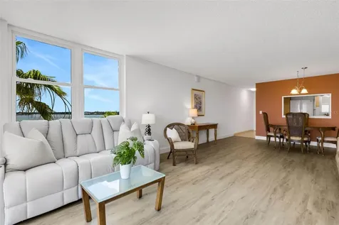 7665 Sun Island Drive S South Pasadena FL 33707