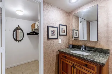 7665 Sun Island Drive S South Pasadena FL 33707