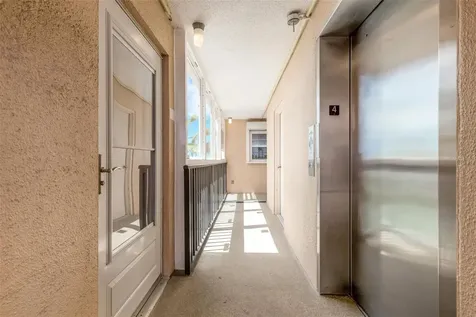 7665 Sun Island Drive S South Pasadena FL 33707