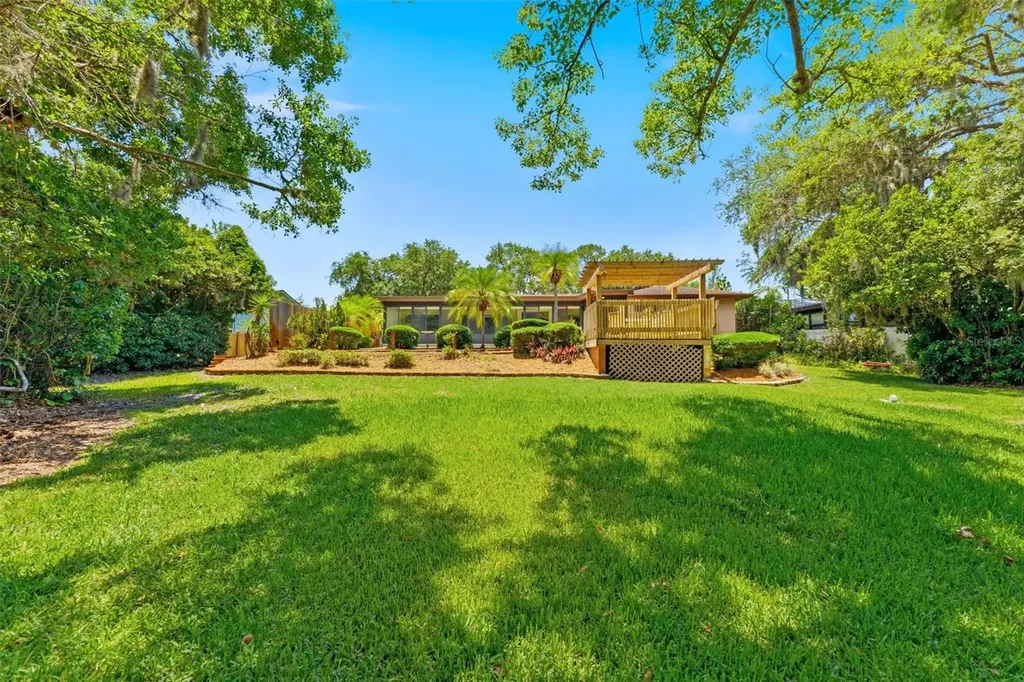 3644 Enterprise Road E Safety Harbor FL 34695