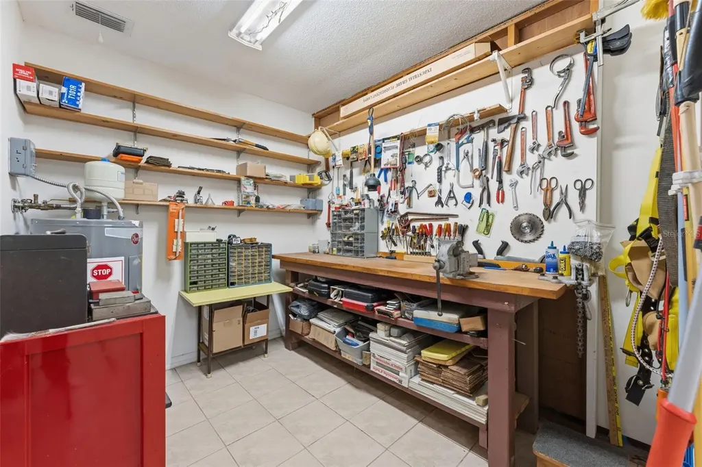 3644 Enterprise Road E Safety Harbor FL 34695