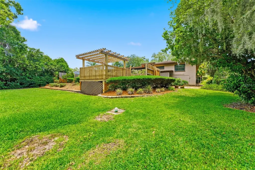 3644 Enterprise Road E Safety Harbor FL 34695