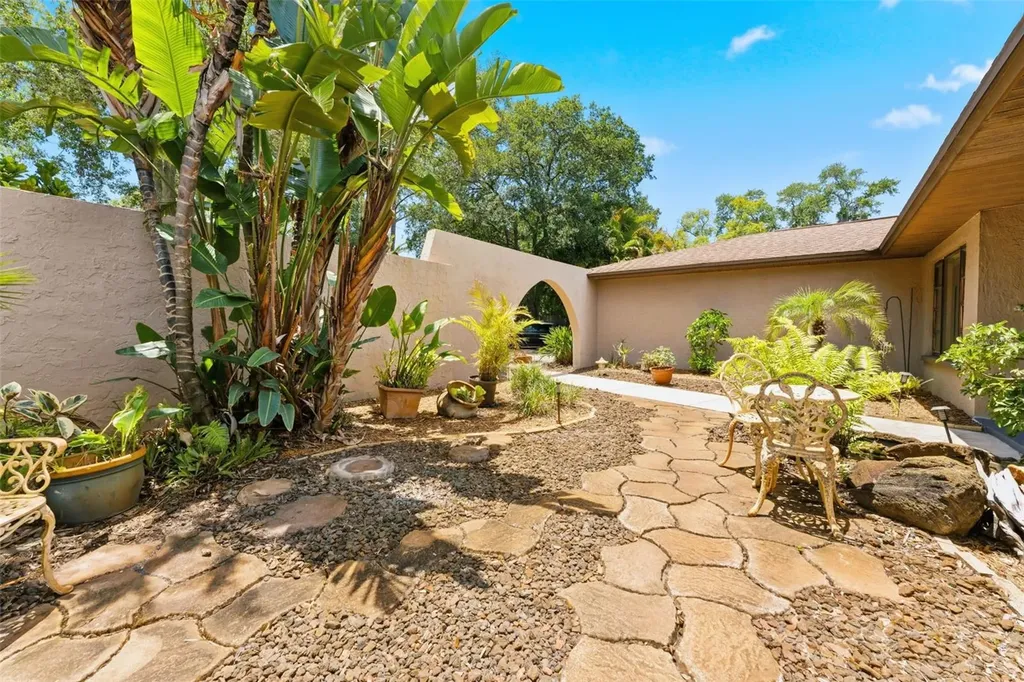 3644 Enterprise Road E Safety Harbor FL 34695