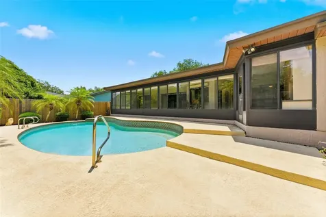 3644 Enterprise Road E Safety Harbor FL 34695