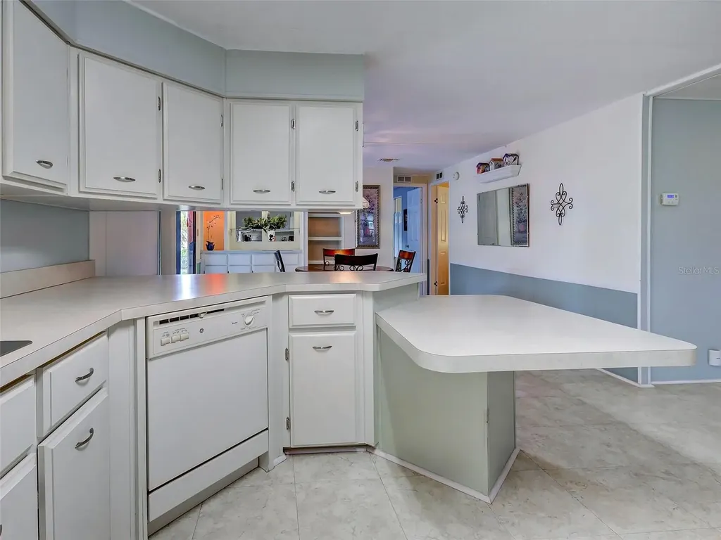3331 Goldfinch Lane Englewood FL 34224