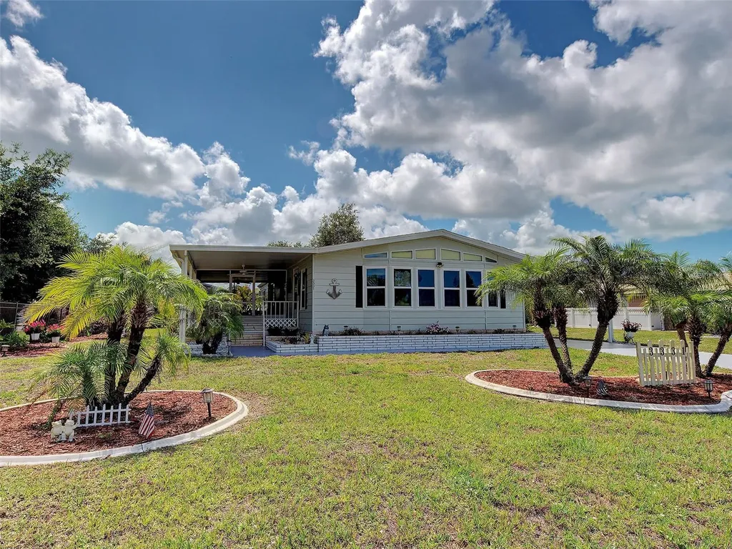 3331 Goldfinch Lane Englewood FL 34224