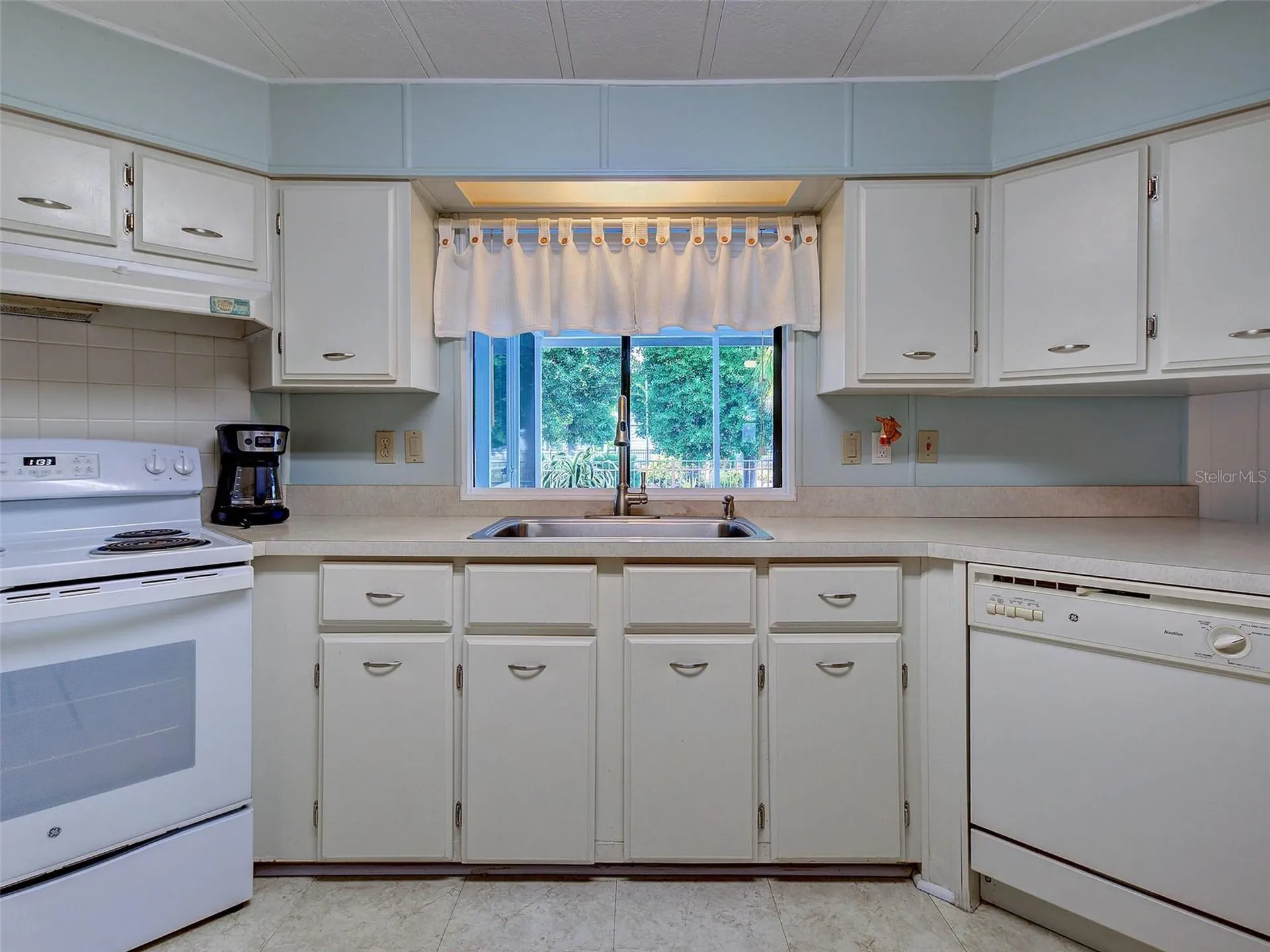 3331 Goldfinch Lane Englewood FL 34224