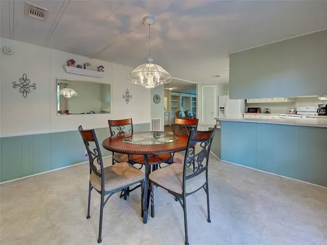 3331 Goldfinch Lane Englewood FL 34224