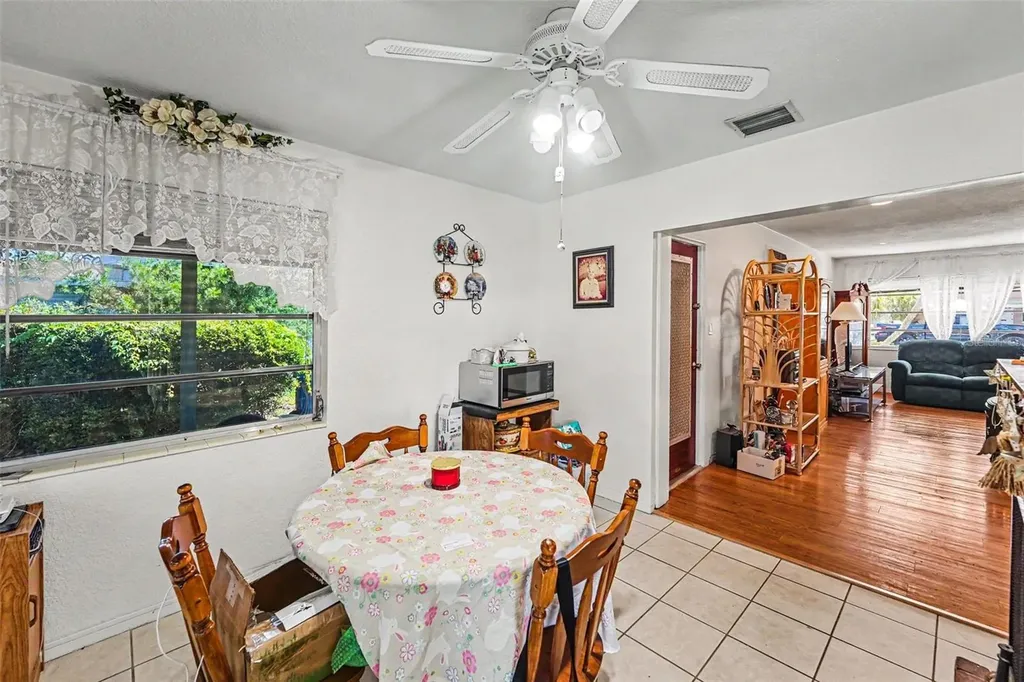4040 19th St N St Petersburg FL 33714
