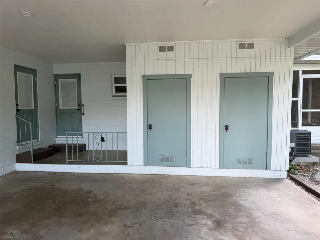 1220 SE 3rd Street Ocala FL 34471