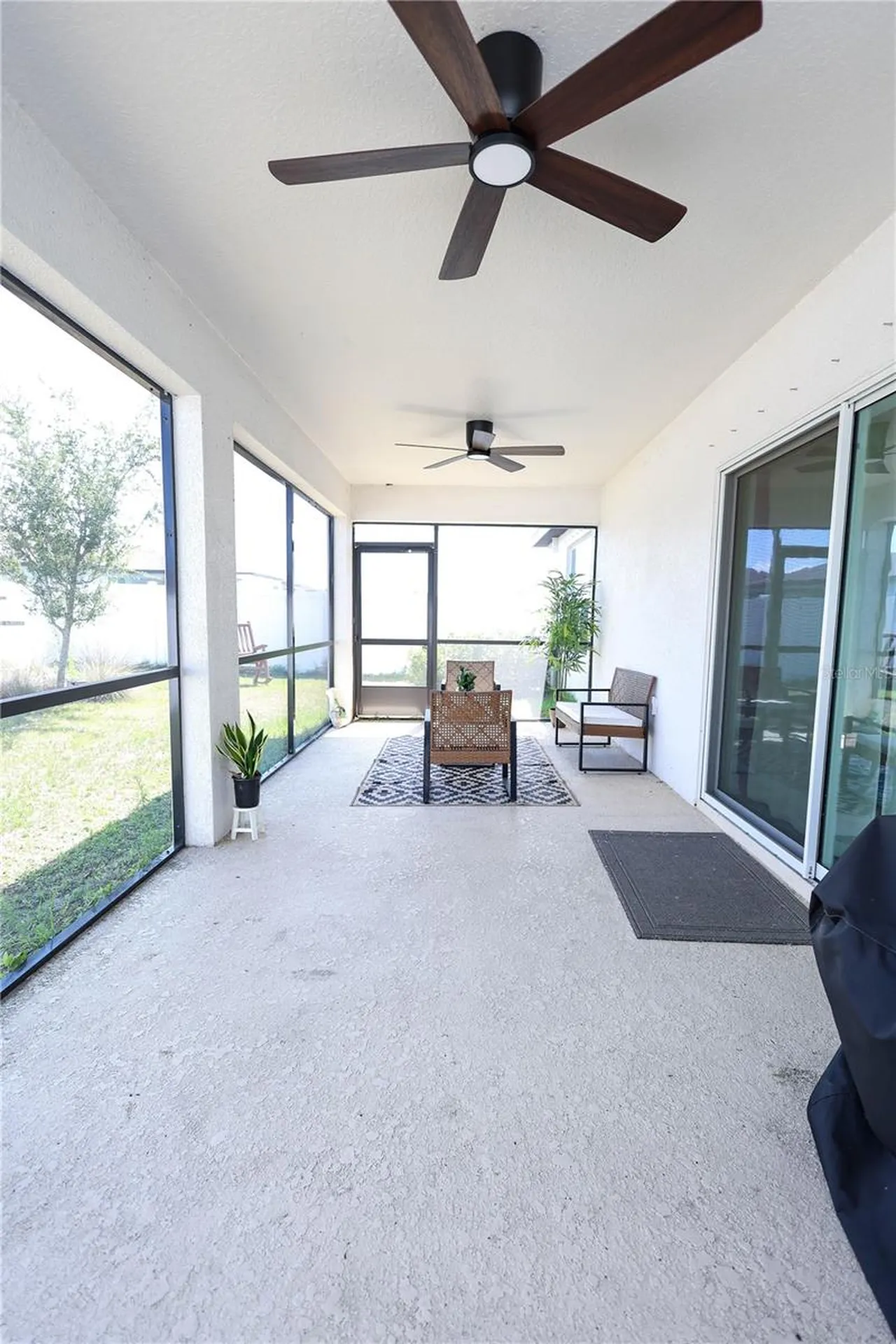 9553 Summers Cay Circle Thonotosassa FL 33592
