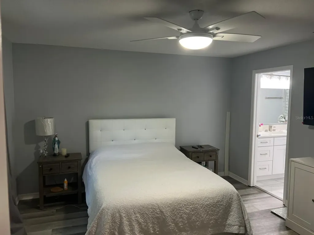 8423 Edgewater Place Boulevard Tampa FL 33615
