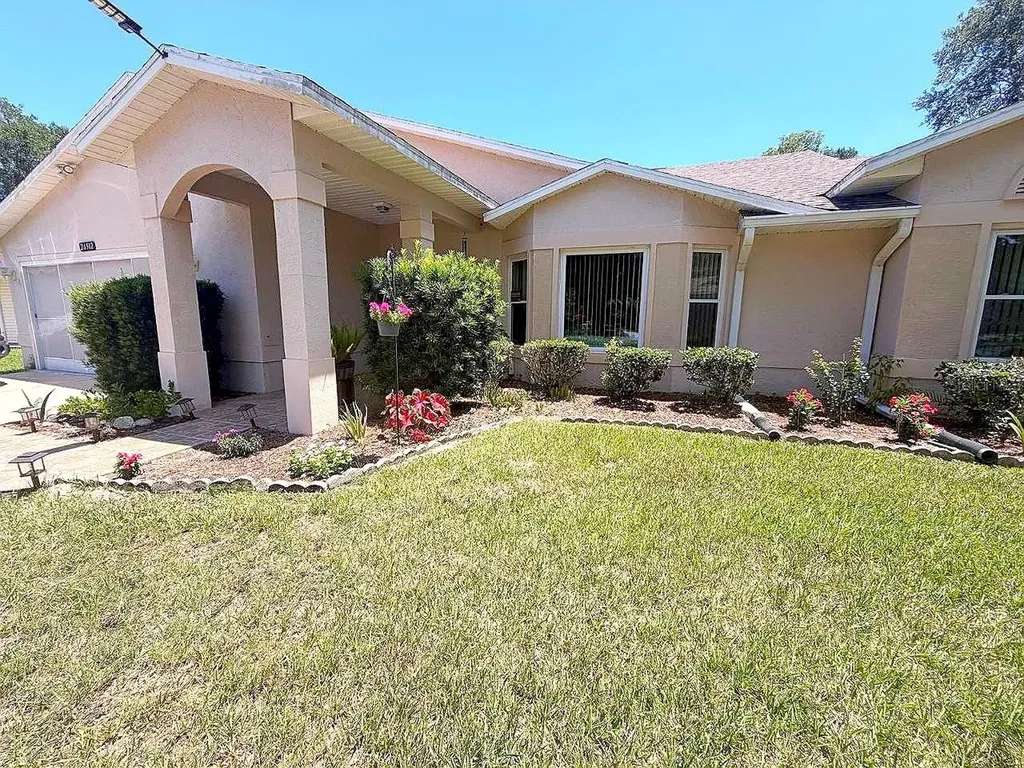 26912 Becker Court Leesburg FL 34748