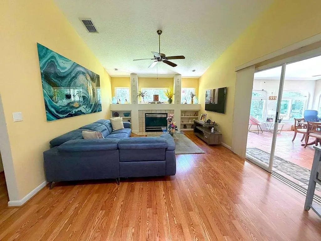26912 Becker Court Leesburg FL 34748