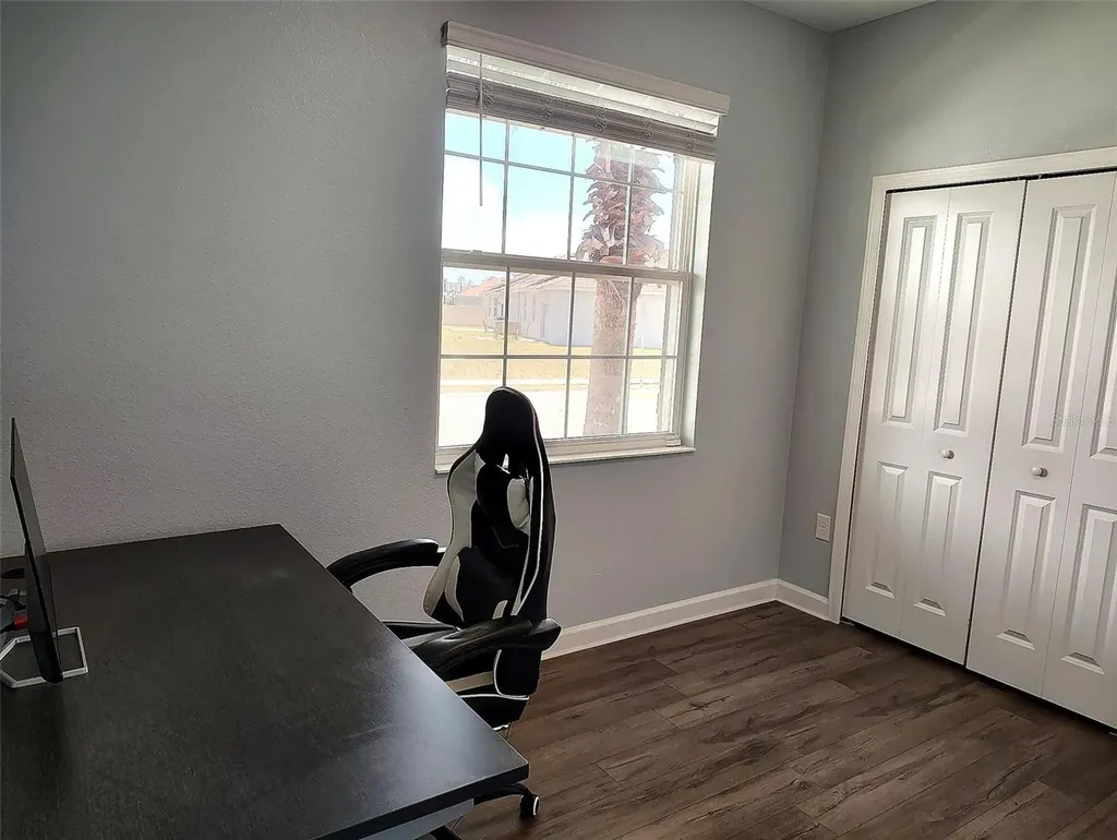 1047 Oak Bluff Drive Davenport FL 33837