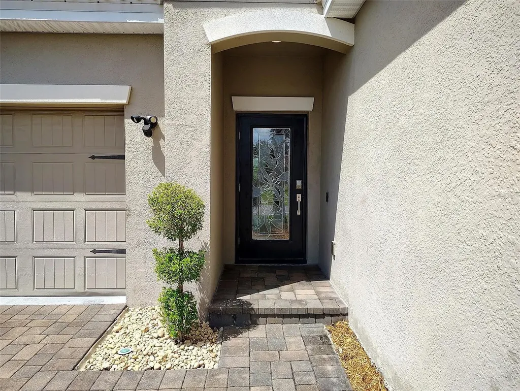 1047 Oak Bluff Drive Davenport FL 33837