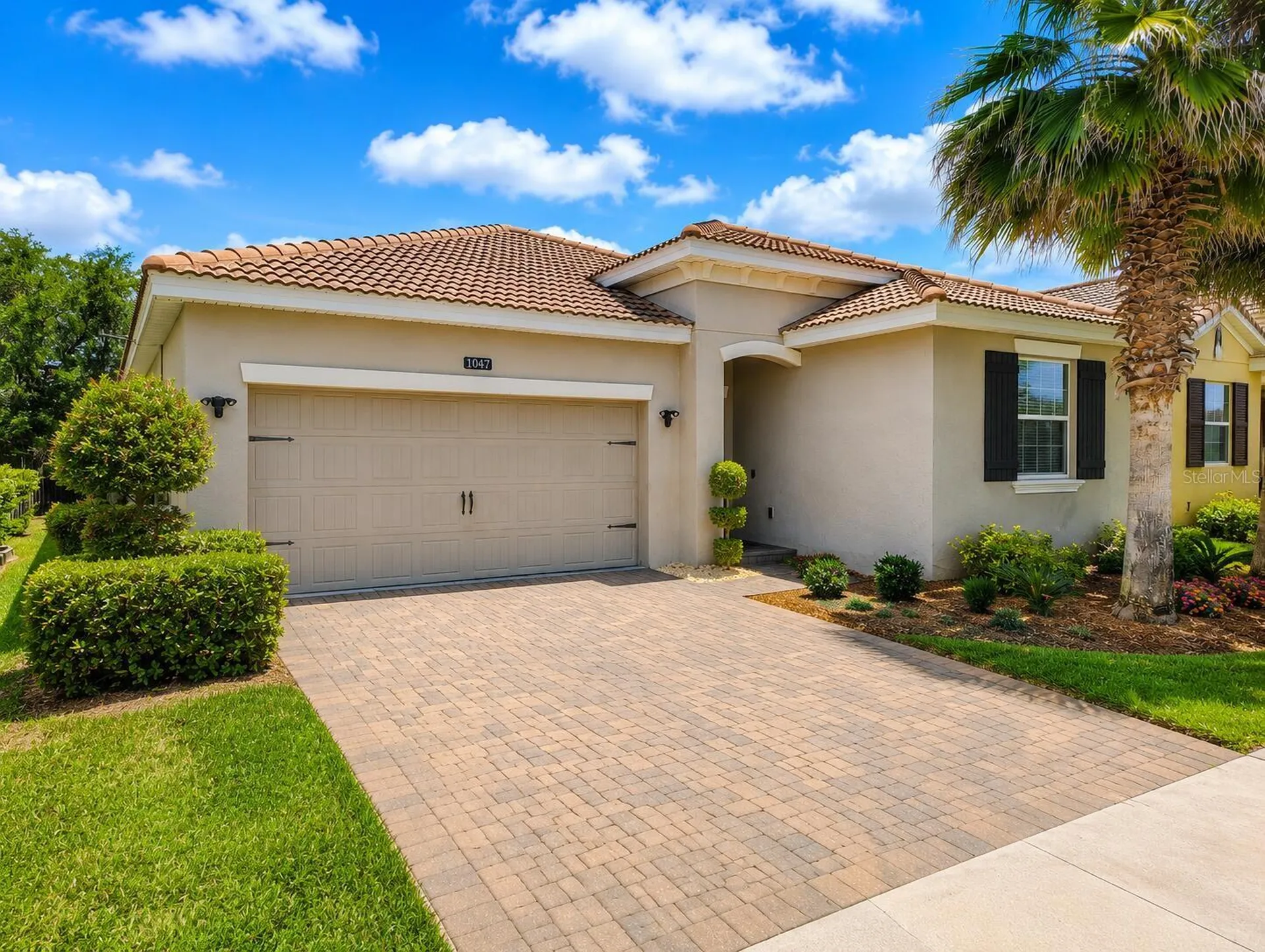 1047 Oak Bluff Drive Davenport FL 33837