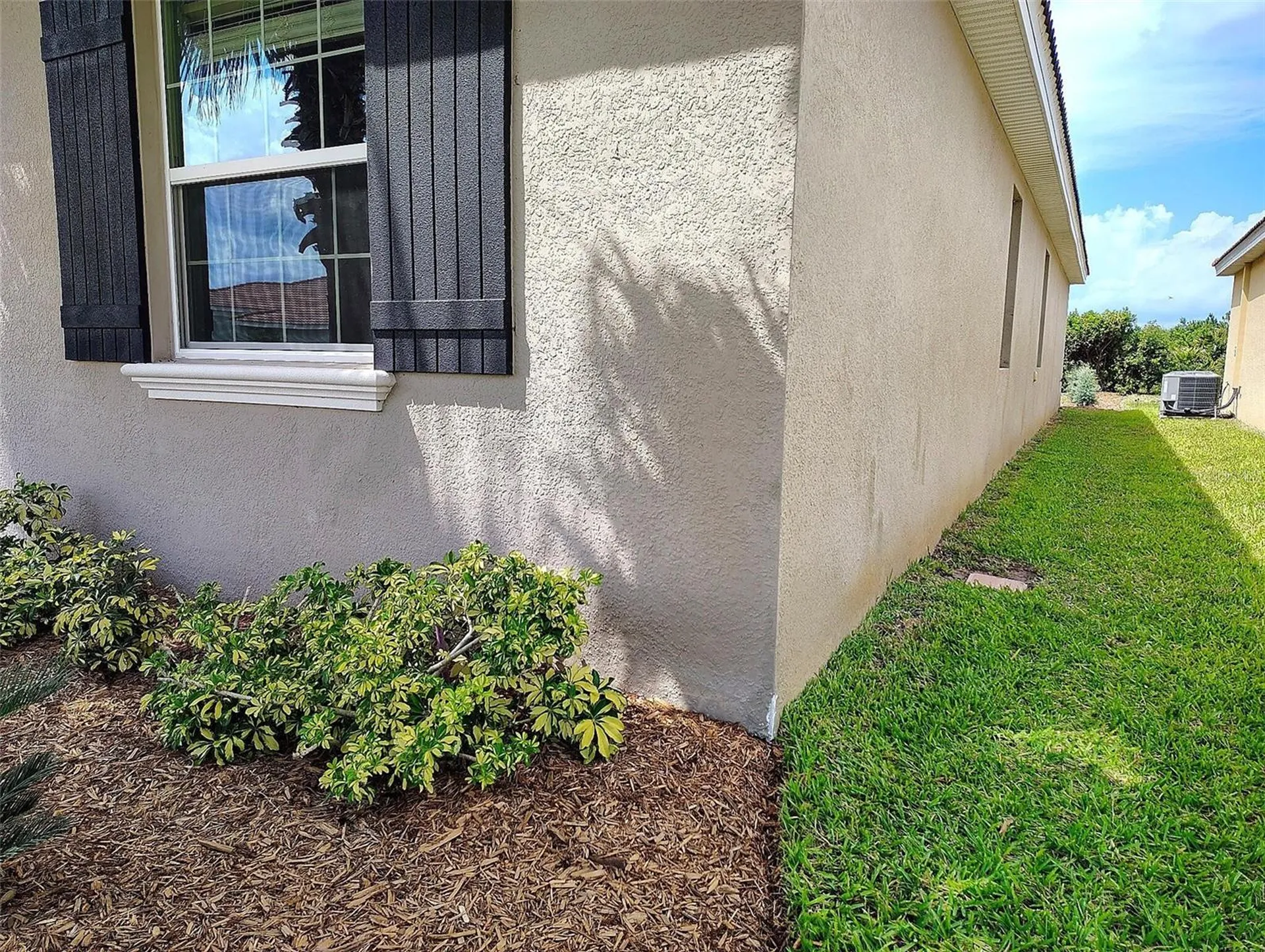 1047 Oak Bluff Drive Davenport FL 33837