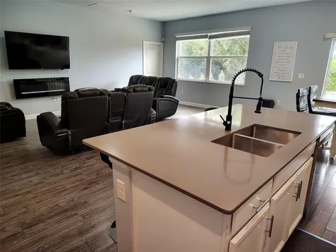 1047 Oak Bluff Drive Davenport FL 33837