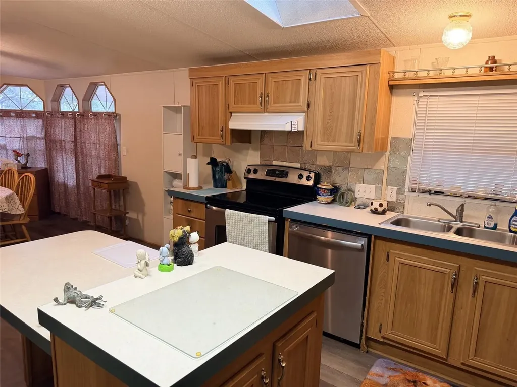 794 NE 521 Street Old Town FL 32680