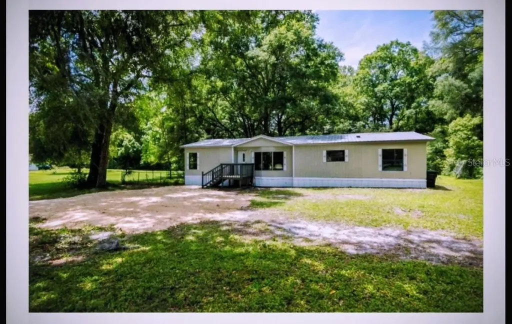 14902 NE 142nd Street Waldo FL 32694
