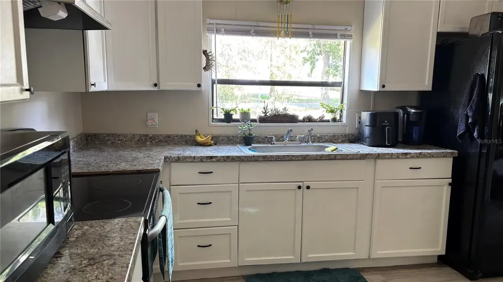 14902 NE 142nd Street Waldo FL 32694