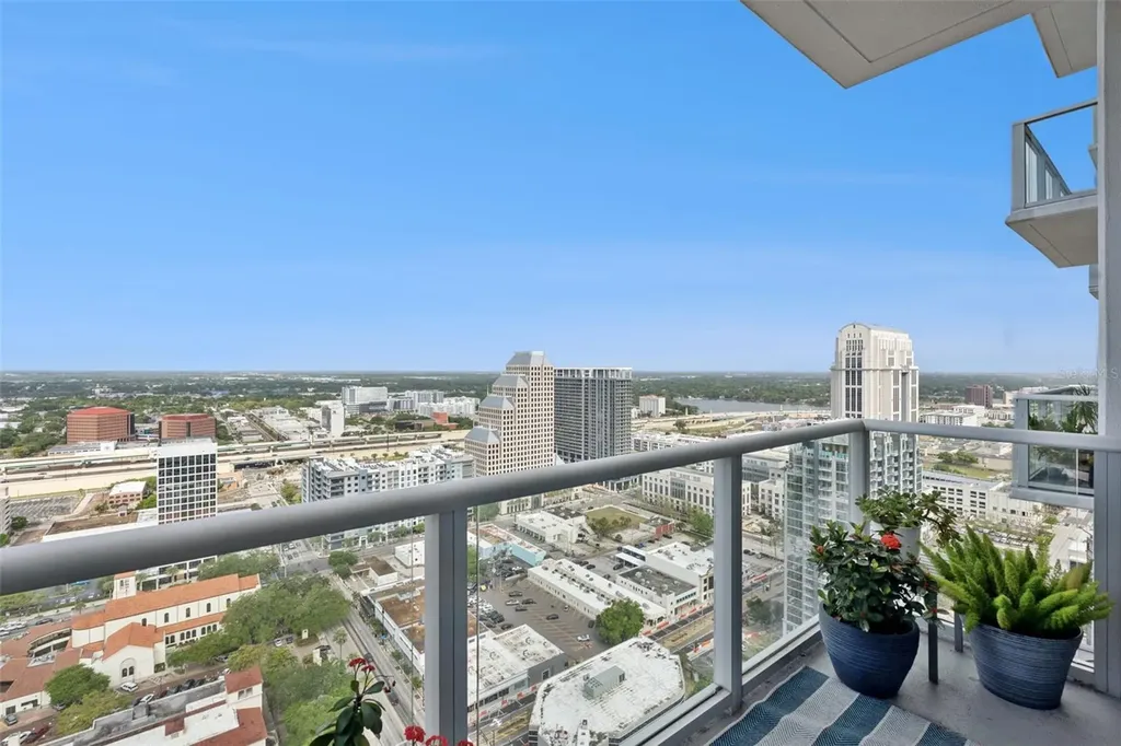 150 E Robinson Street Orlando FL 32801