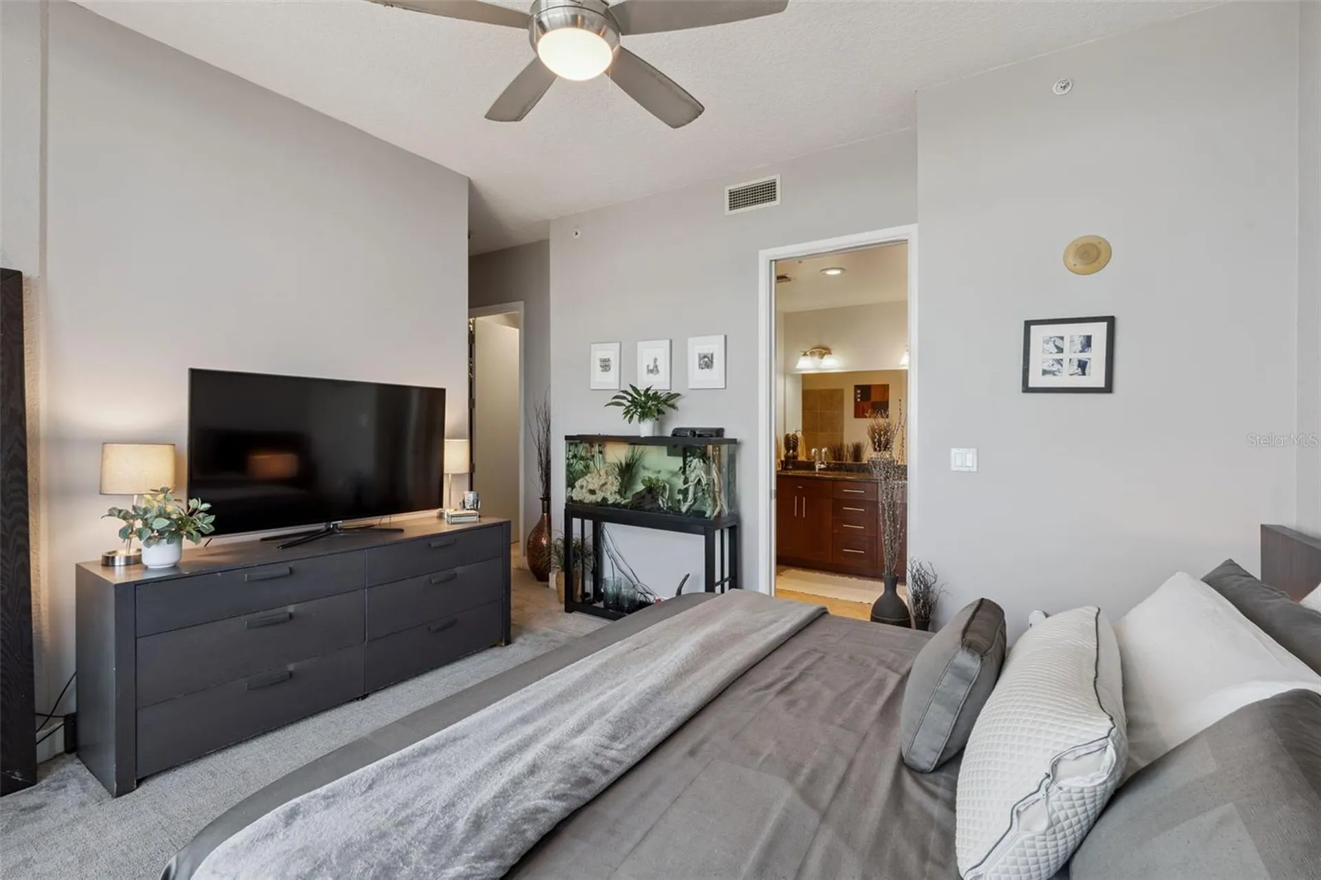 150 E Robinson Street Orlando FL 32801