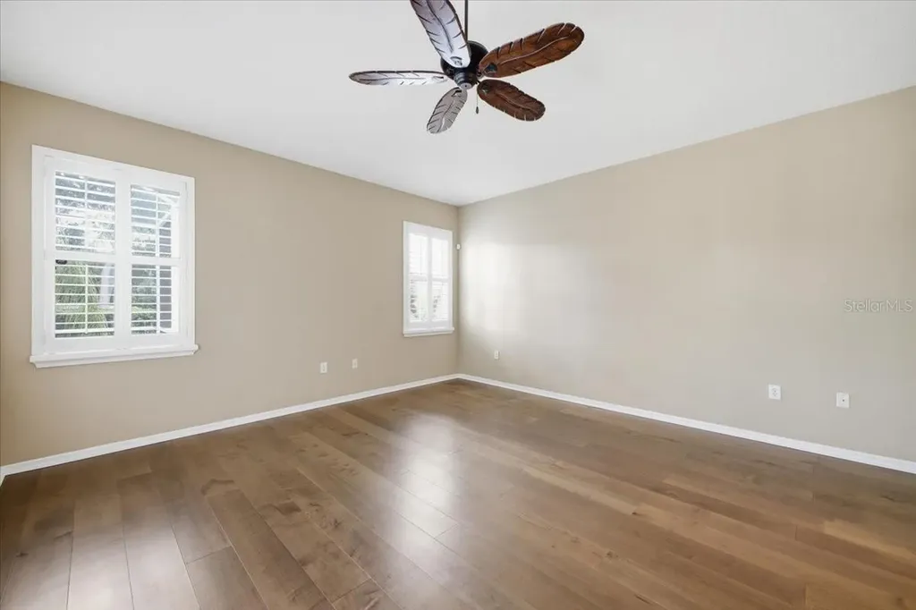 2726 Valencia Grove Drive Valrico FL 33596
