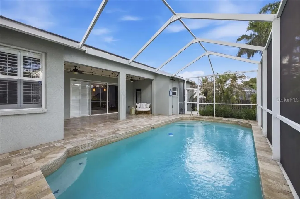 2726 Valencia Grove Drive Valrico FL 33596