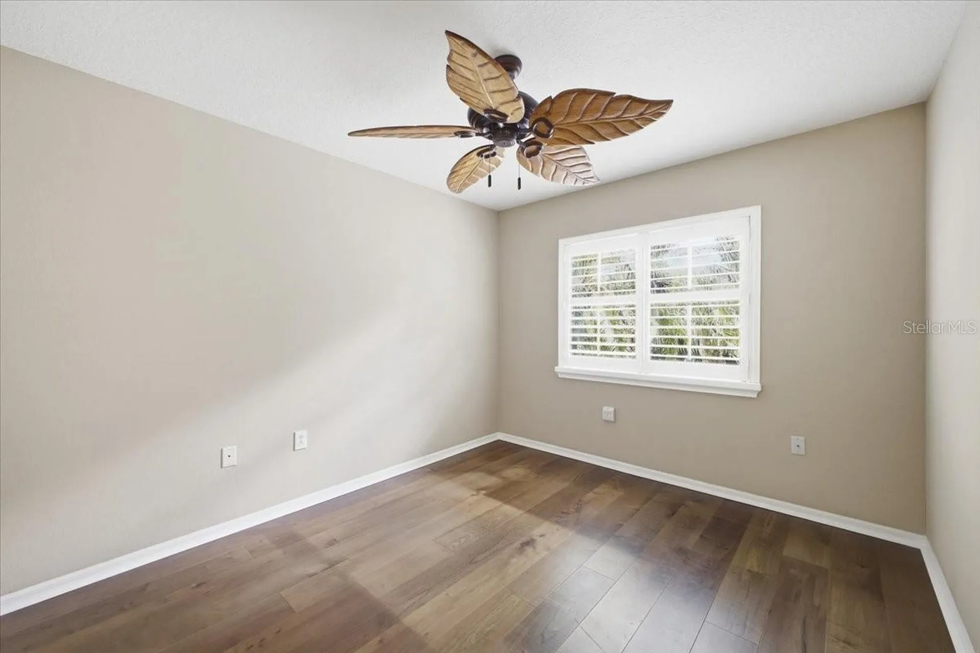 2726 Valencia Grove Drive Valrico FL 33596