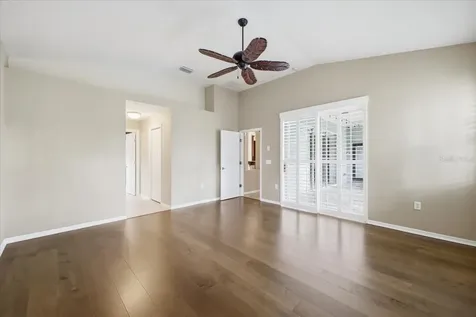 2726 Valencia Grove Drive Valrico FL 33596