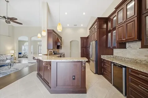 2726 Valencia Grove Drive Valrico FL 33596