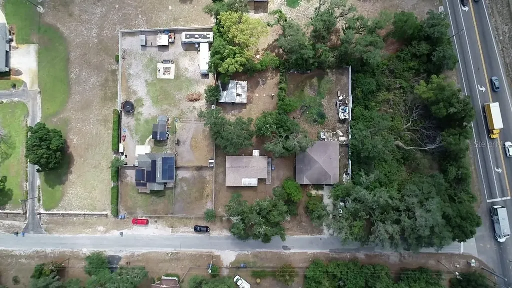 2831 N Valrico Road Seffner FL 33584