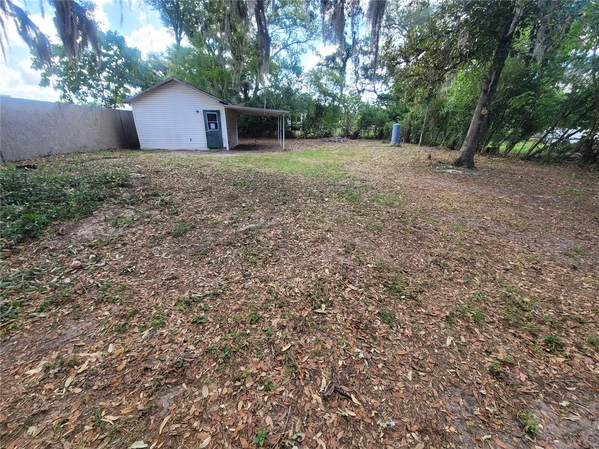 2831 N Valrico Road Seffner FL 33584