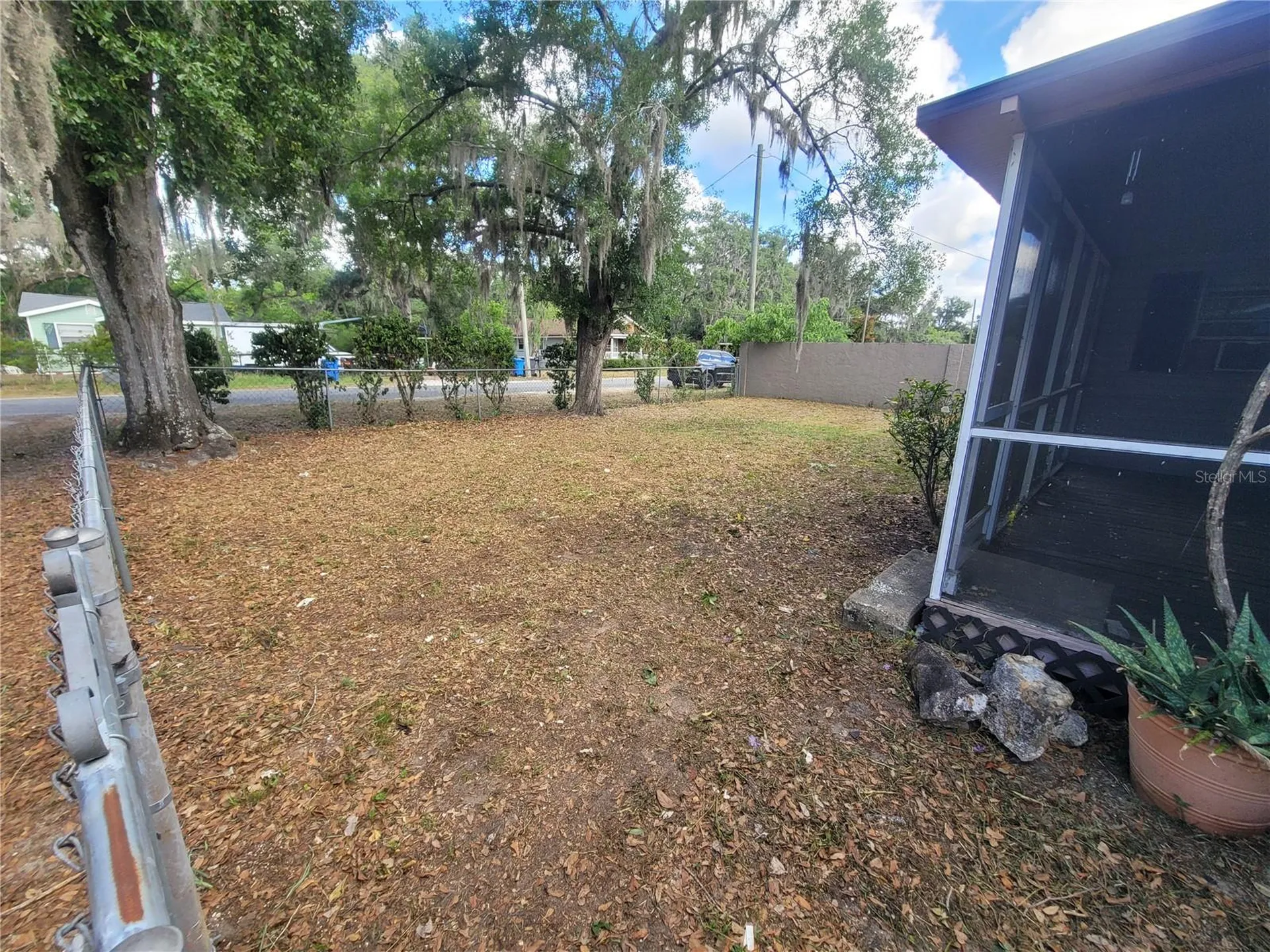 2831 N Valrico Road Seffner FL 33584