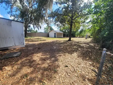 2831 N Valrico Road Seffner FL 33584