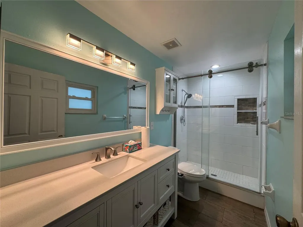 10853 43rd Street N Clearwater FL 33762